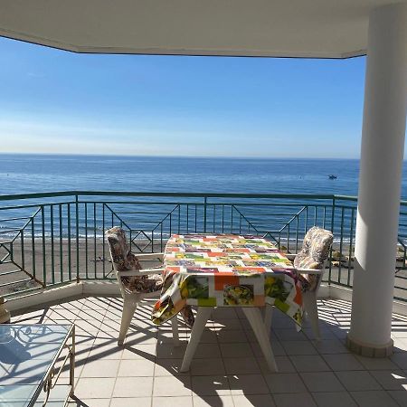 Torrox Costa Beachfront Apartment Exteriör bild