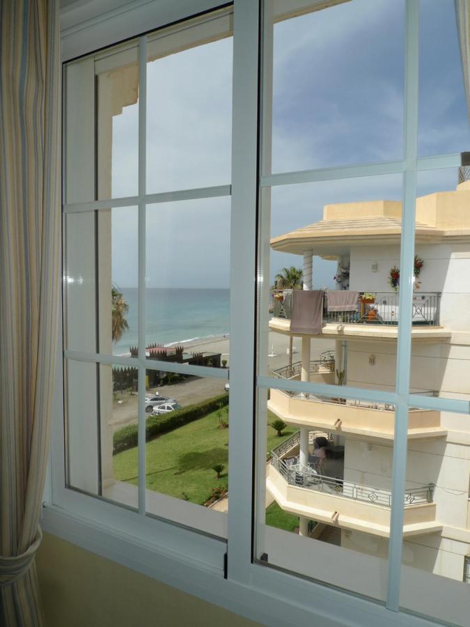Torrox Costa Beachfront Apartment Exteriör bild