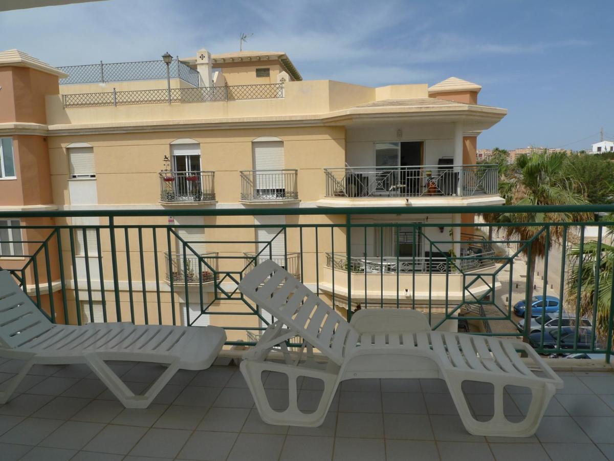 Torrox Costa Beachfront Apartment Exteriör bild