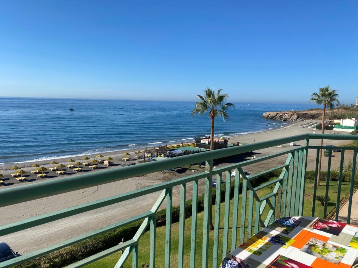 Torrox Costa Beachfront Apartment Exteriör bild