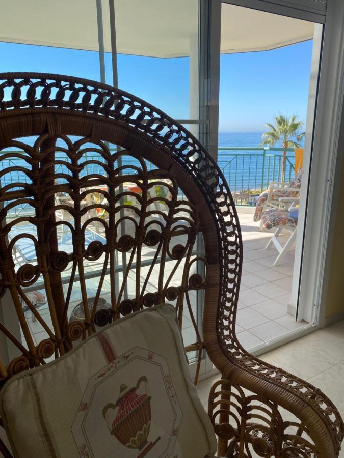 Torrox Costa Beachfront Apartment Exteriör bild